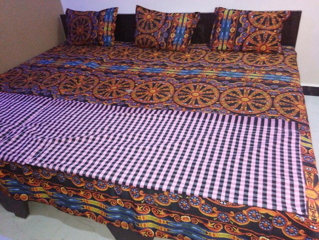 Mansarovar Guest House Удджайн Экстерьер фото